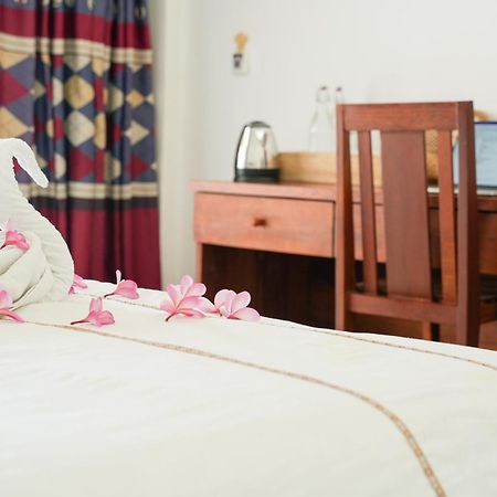 Dream Cowork Hotel Kuta  Экстерьер фото