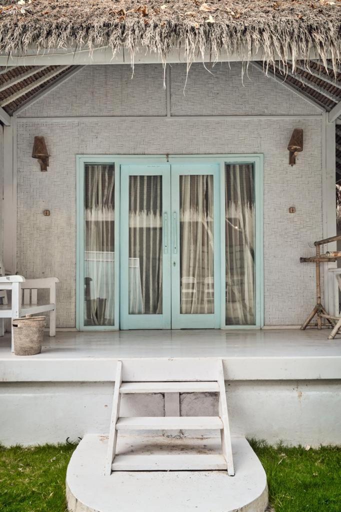 Dream Cowork Hotel Kuta  Экстерьер фото