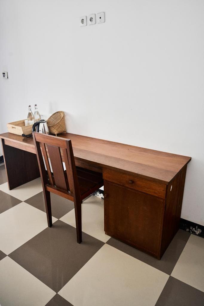 Dream Cowork Hotel Kuta  Экстерьер фото